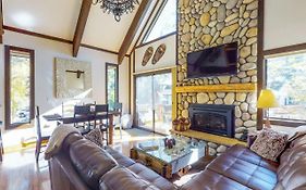 Pine Cone Cottage